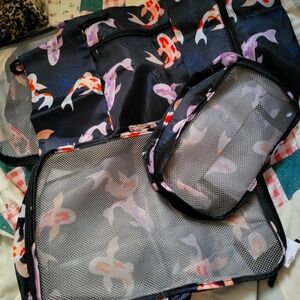 Happy Wahine travel packing cubes